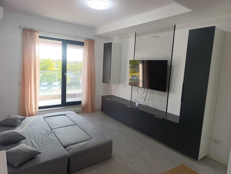 Apartament decomandat în Parcul Carol