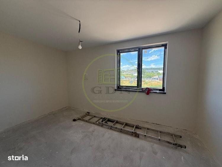 Casă cu 4 camere în Bariera Vâlcii