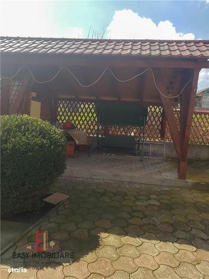 Casă cu 3 camere în Unirii