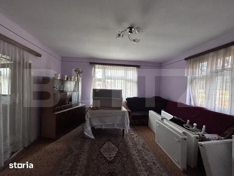Casă cu 4 camere cu Teren 2000 Mp în Mărișelu