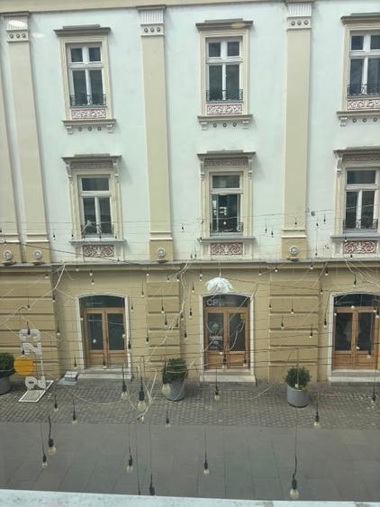Apartament cu 2 camere decomandat în Ultracentral