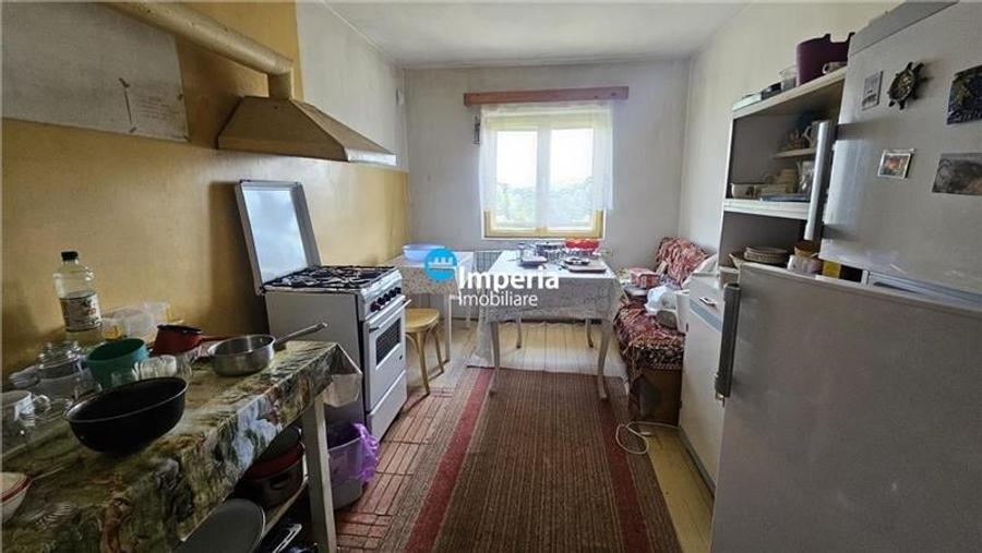 Casă individuală cu 3 camere cu Canalizare în Copou
