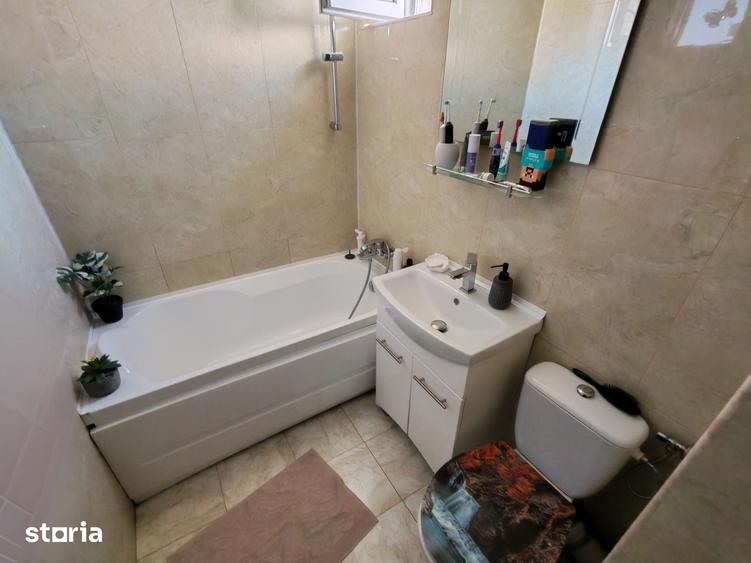 Apartament cu 4 camere în Far
