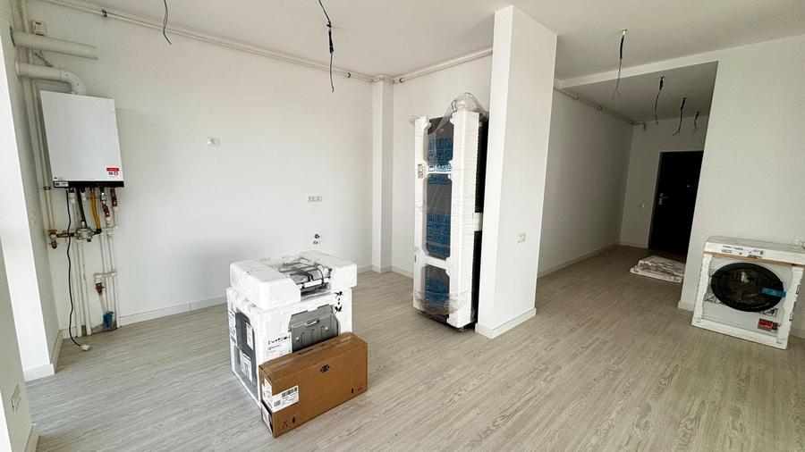 Apartament cu 2 camere semidecomandat, mobilat în Albert