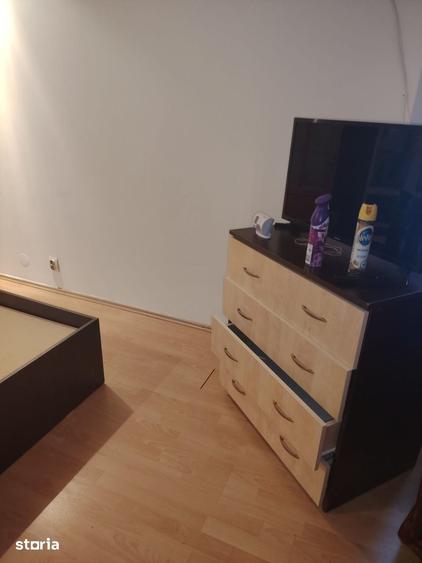 Apartament cu 2 camere decomandat în Șerbănești