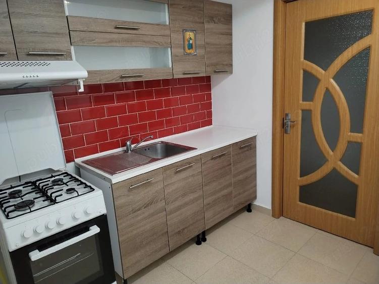 Garsonieră decomandată în Central
