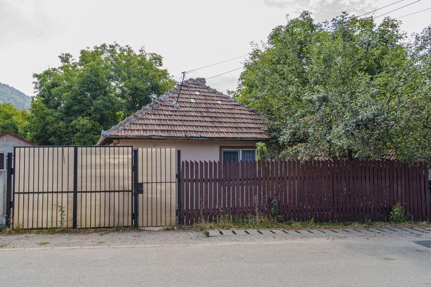 Casă cu 2 camere în Cimpa