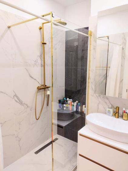 Apartament cu 4 camere, mobilat în Splaiul Unirii