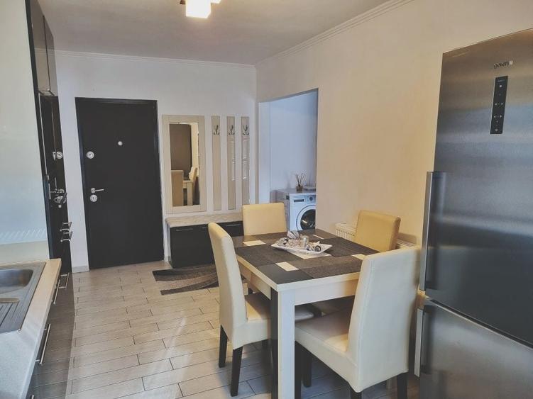 Apartament cu 2 camere decomandat în Carpați 2