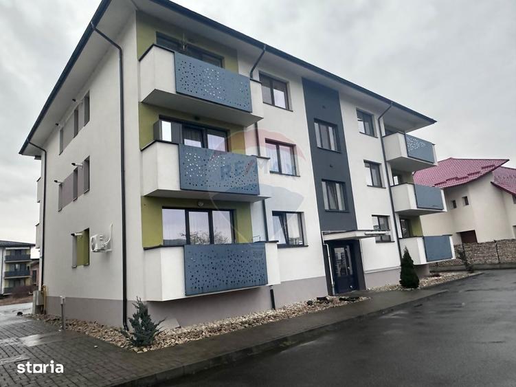 Apartament cu 2 camere, mobilat în Central — fotografia 1