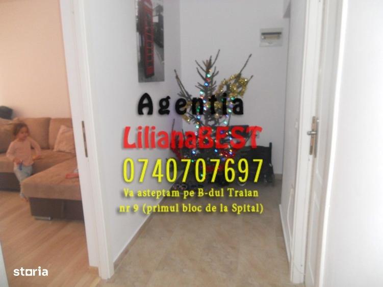 Apartament cu 3 camere decomandat în Calea Romanului