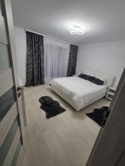 Casă cu 4 camere cu Teren 500 Mp în Exterior Vest