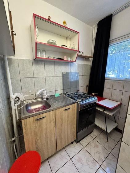 Garsonieră decomandată în Micălaca