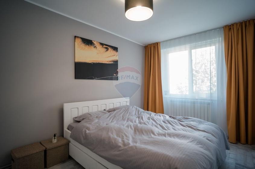 Apartament cu 3 camere decomandat în Central