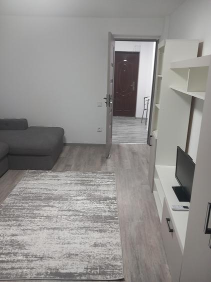 Garsonieră decomandată în Unirii