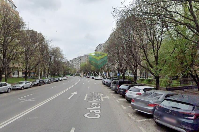 Spațiu comercial, de 94 mp, în Văcăresti