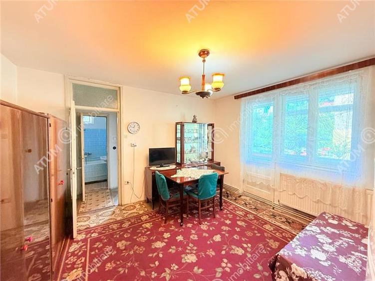 Apartament cu 3 camere etaj 1 cu balcon zona Mihai Viteazu/Cedonia - 4