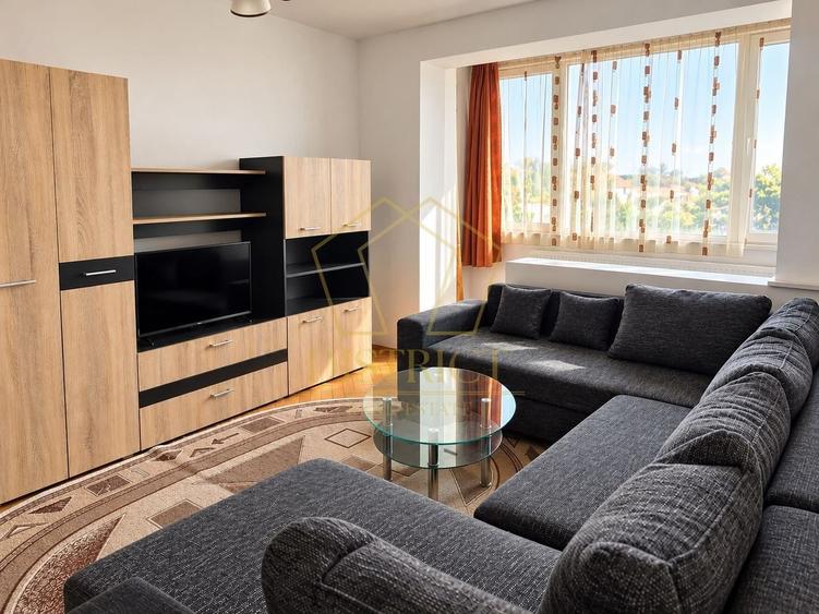 Apartament cu 2 camere semidecomandat în Complex Studențesc