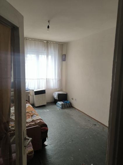 Apartament cu 2 camere nedecomandat în Central