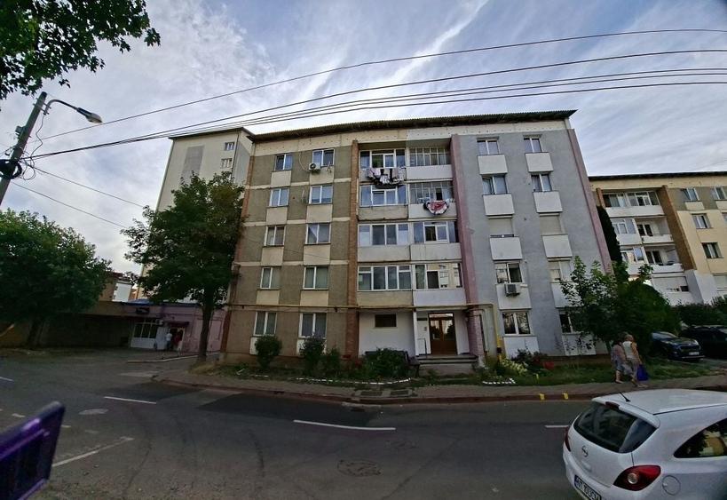 Garsonieră decomandată în Dărmănești