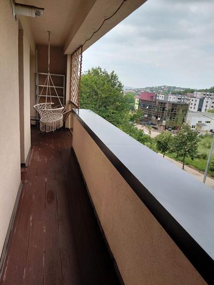 Apartament cu 2 camere decomandat în Bucium