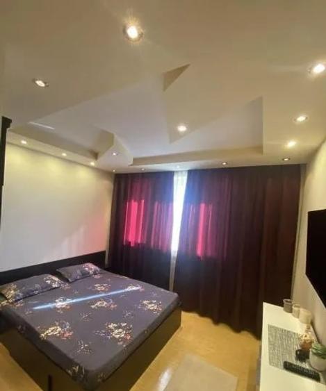 Apartament cu 2 camere semidecomandat, mobilat în Domenii