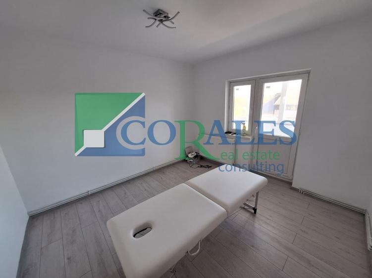 Apartament cu 3 camere decomandat în Lipovei