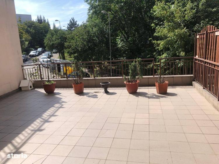 Apartament cu 3 camere în Zorilor — fotografia 1