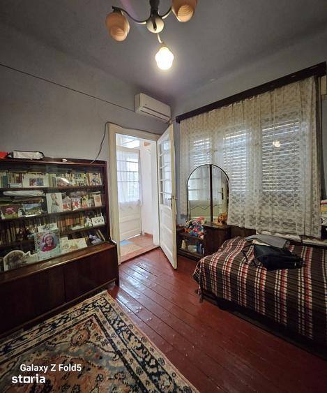 Casă cu 4 camere cu Teren 248 Mp în Central
