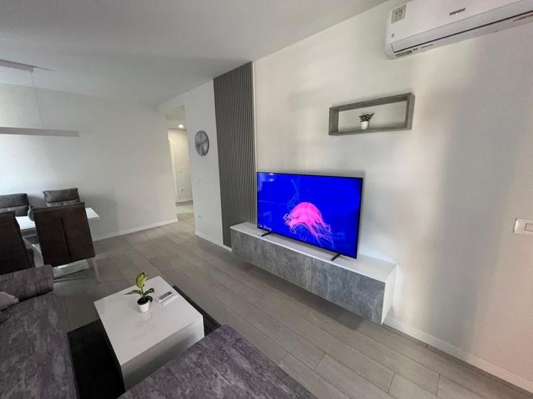 Apartament cu 2 camere decomandat în Central