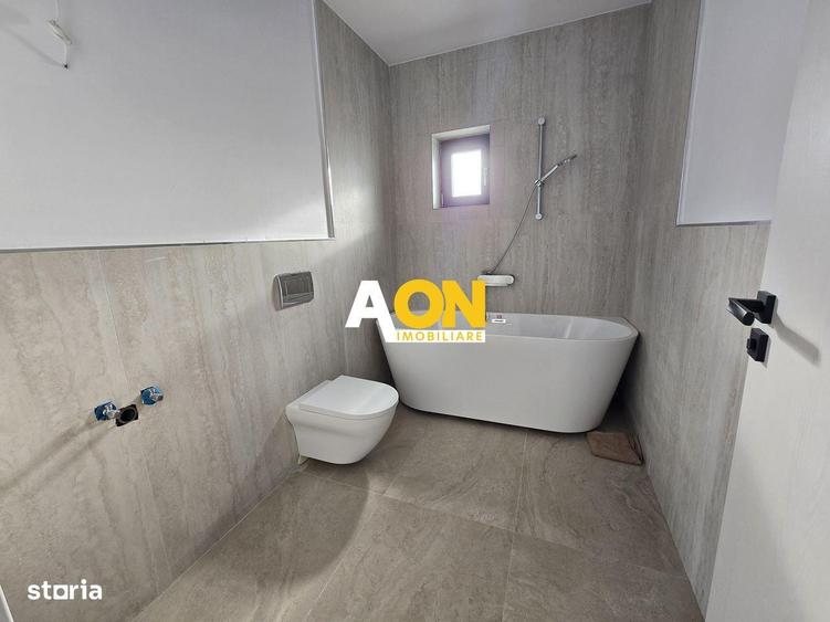Casă cu 4 camere cu Teren 350 Mp în Central