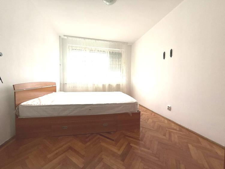 Apartament cu 3 camere decomandat, mobilat în Costin Georgian