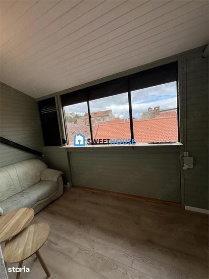 Apartament cu 2 camere decomandat în Centrul Istoric