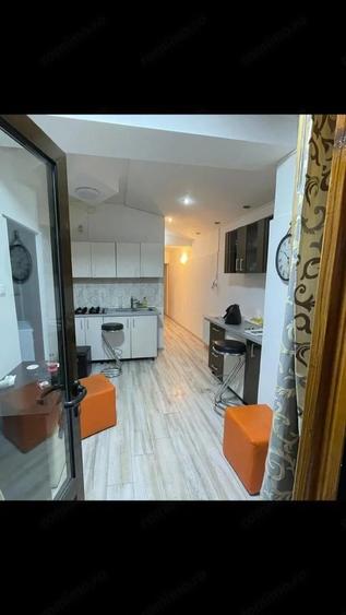 Apartament cu 3 camere decomandat în Centrul Istoric