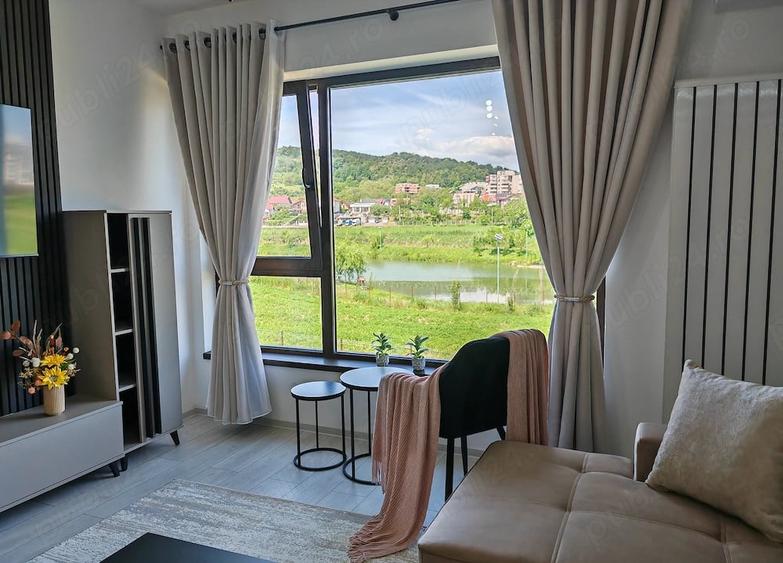 Apartament cu 2 camere decomandat în Exterior Vest