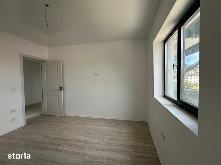 Apartament cu 2 camere nedecomandat în Podul de Piatră