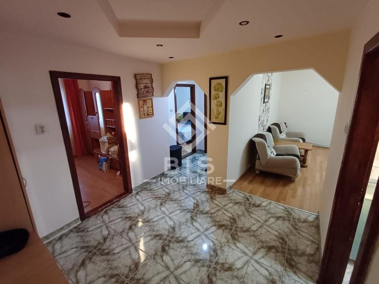 Apartament cu 4 camere decomandat, mobilat în Nord