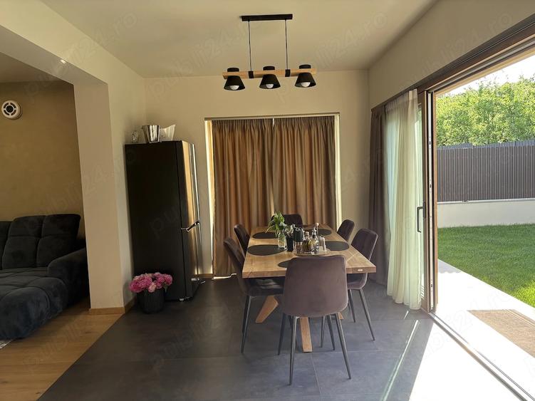 Casă cu 7 camere cu Teren 300 Mp în Iris