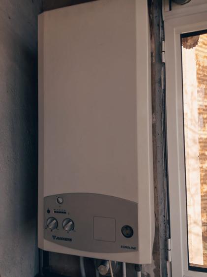 2 camere Trivale , centrala / liber , finisaje clasice ! - 5