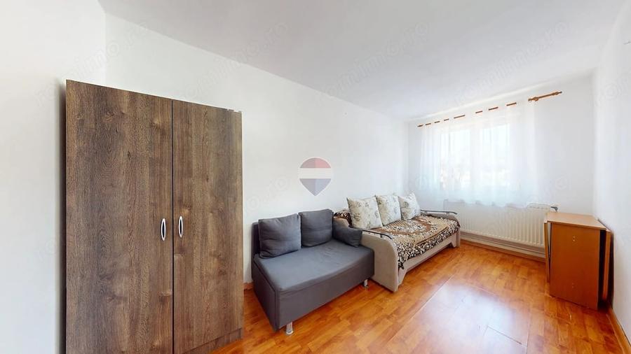 Apartament cu 2 camere decomandat în Noua