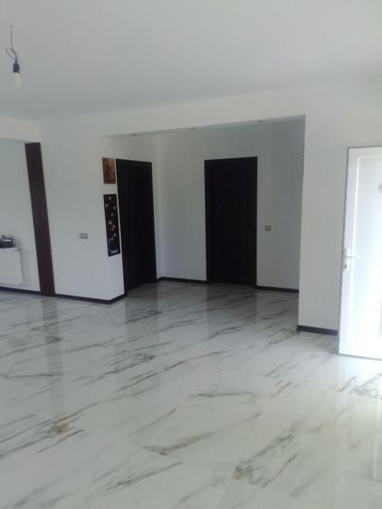 Casă cu 3 camere în Beregsău Mare