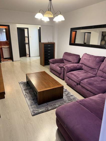 Apartament cu 3 camere în Titulescu