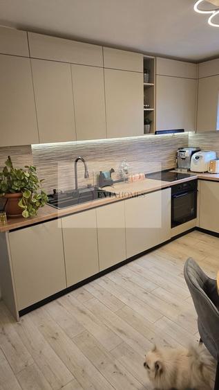 Apartament cu 3 camere decomandat, mobilat în Zorilor — fotografia 3