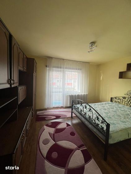Apartament cu 4 camere în Central