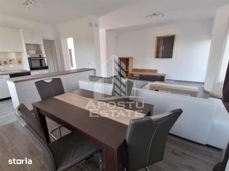 Casă cu 4 camere cu Teren 384 Mp în Dumbrăvița