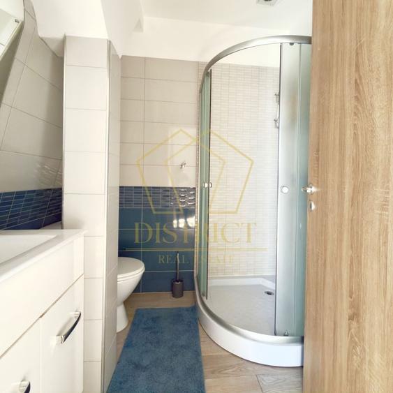 Apartament cu 3 camere decomandat, mobilat în Torontalului