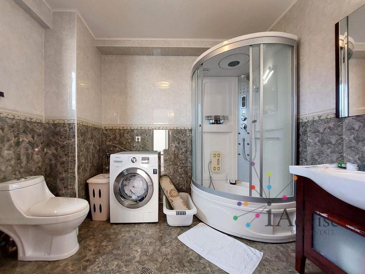 Apartament cu 4 camere decomandat în Brașovul Vechi