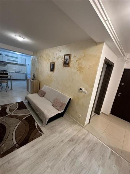 Apartament cu 2 camere nedecomandat, mobilat în Valea Lupului