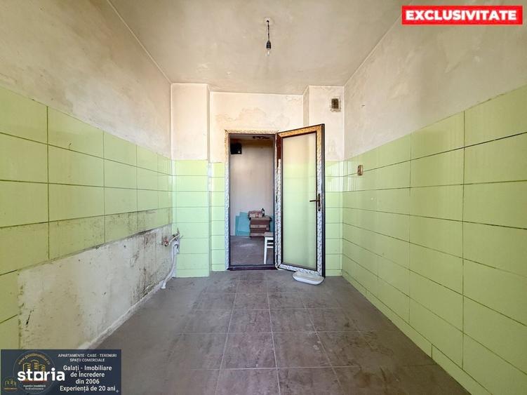 Apartament cu 3 camere în Micro 17
