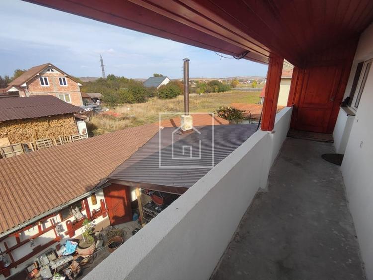 Duplex cu 4 camere cu Canalizare în Tineretului